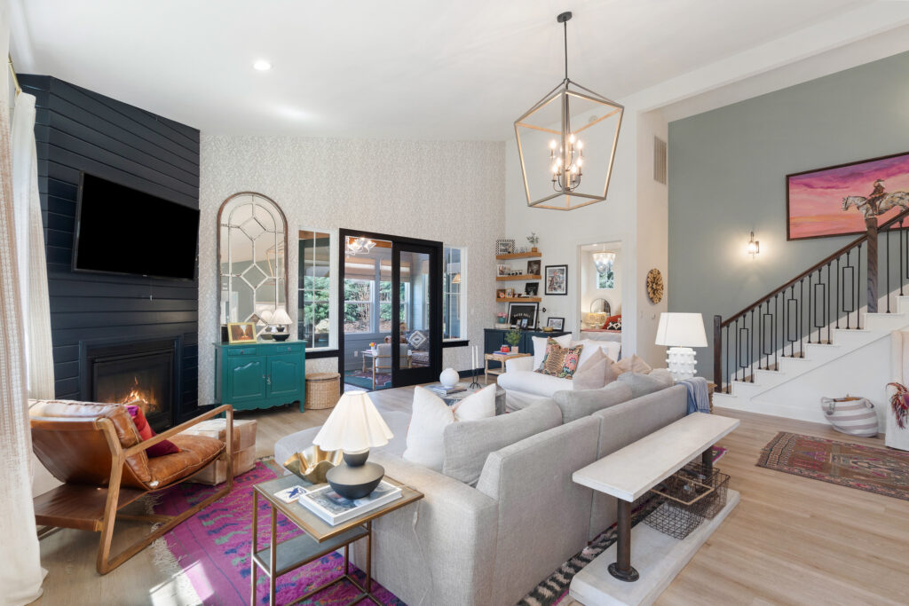 Updated Home in Bunker Ranch For Sale by Jenny Cureton, Realtor, Dripping Springs