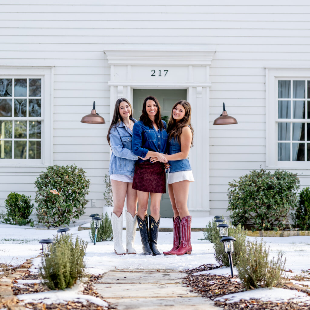 Dripping Springs ISD schools in Dripping Springs Texas known for strong academics and athletics