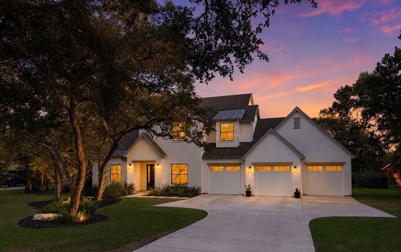1362 Flint Rock Loop Driftwood TX listed by Jenny Cureton